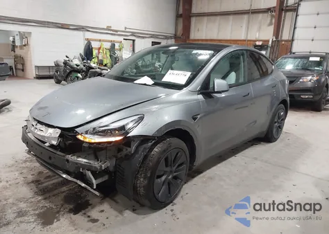 2025 Tesla Model Y Long Range Dual Motor All-Wheel Drive from USA, damaged, VIN 7SAYGAEE6SF265117